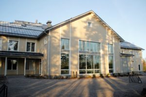 Koskenkylän koulun julkisivu